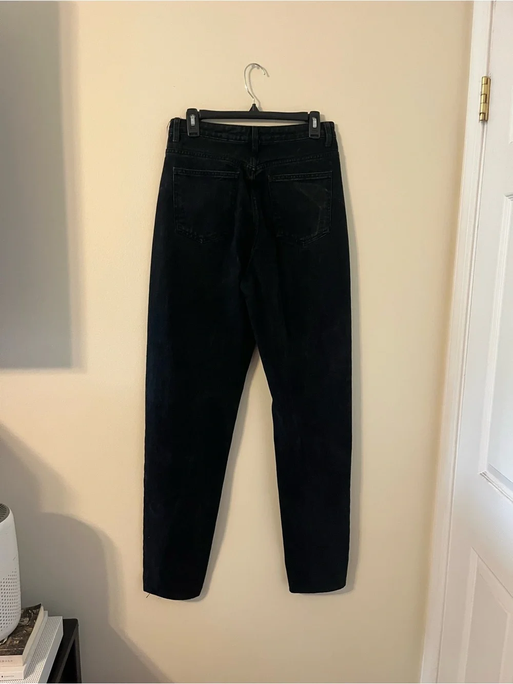 PrettyLittleThing Women's Slim Straight Black Jeans - Picture 4 of 5